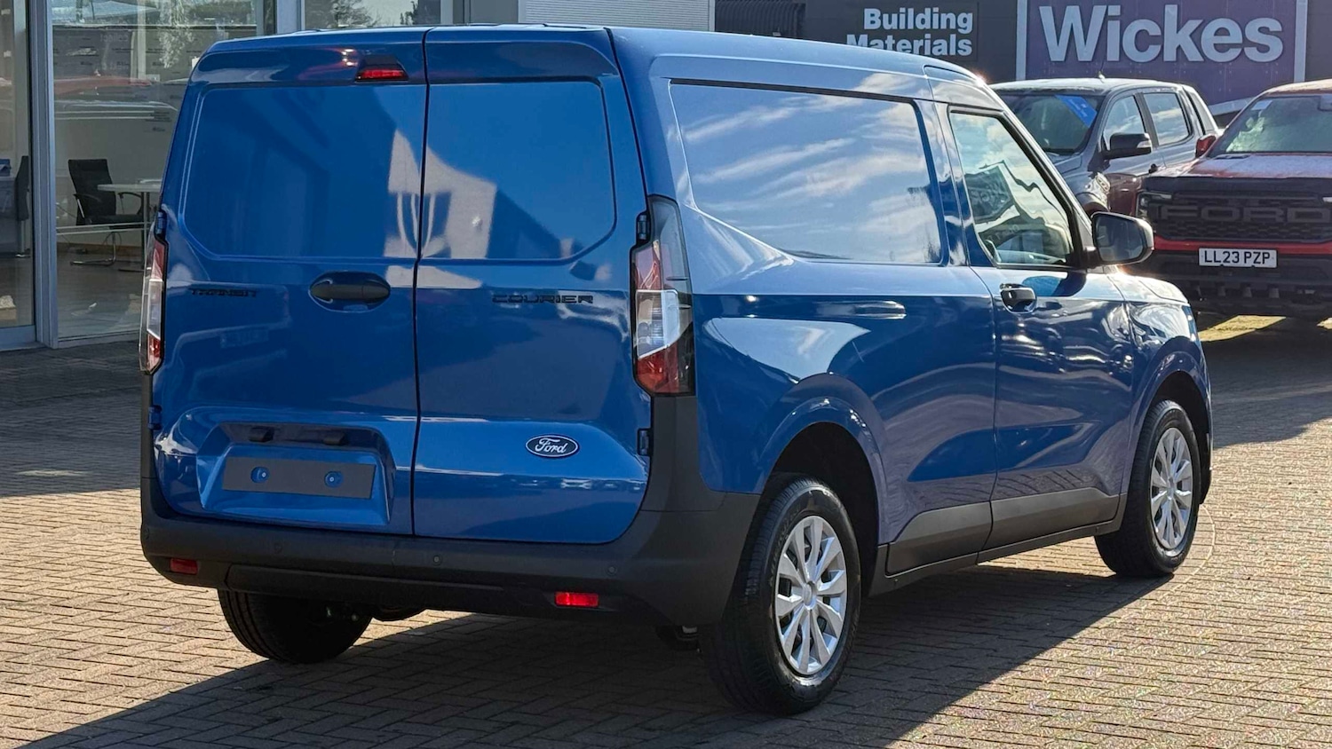 Used Ford Transit Courier for sale - 76842823: Photo 11