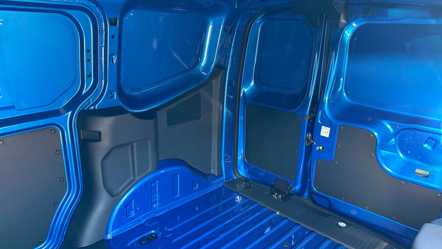 Used Ford Transit Courier for sale - 76842823: Photo 6