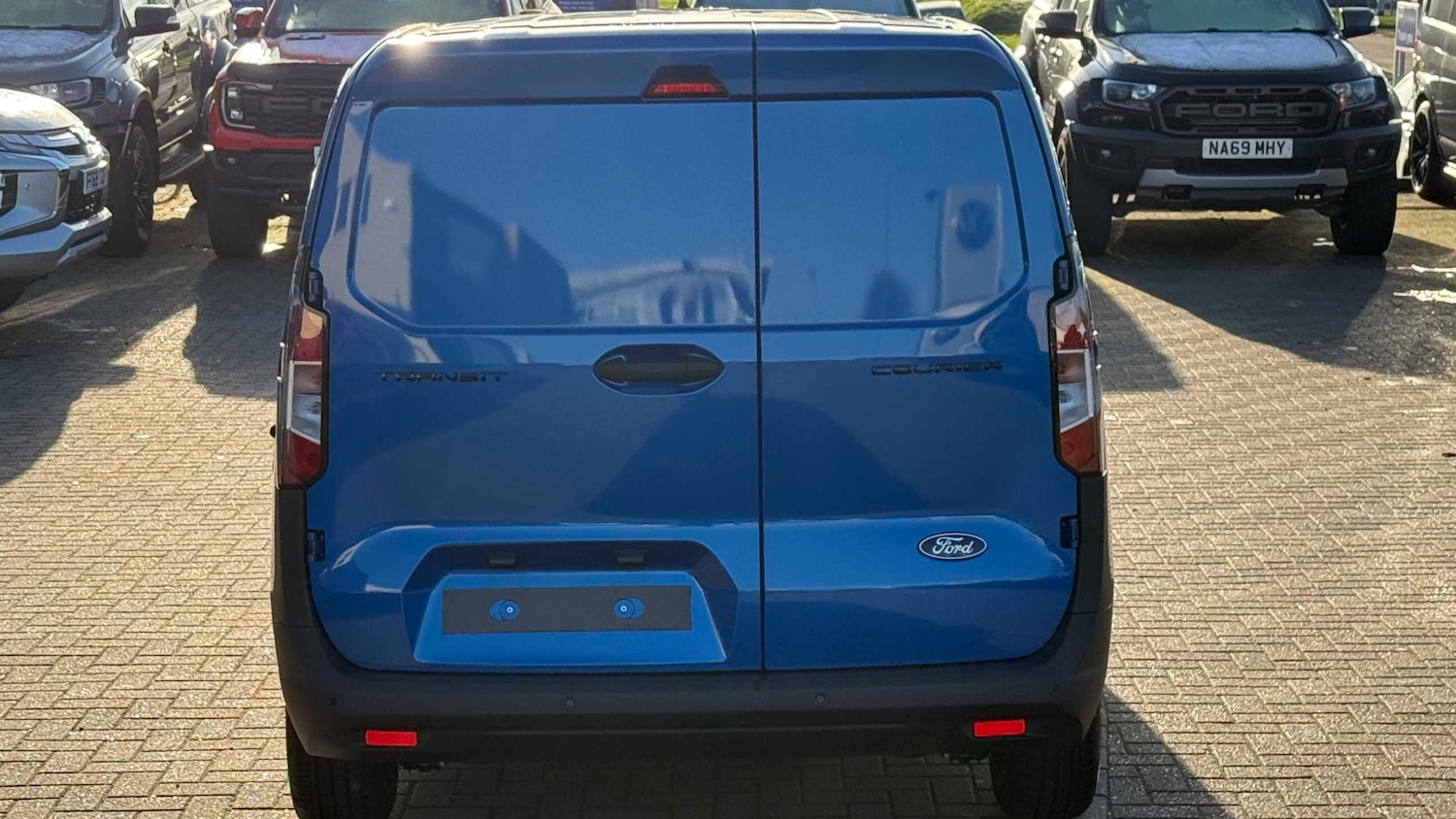 Used Ford Transit Courier for sale - 76842823: Photo 8