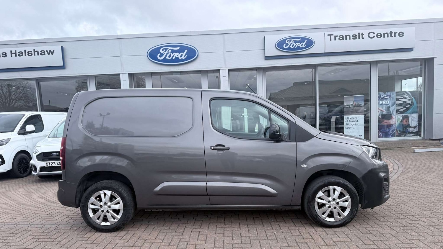 Used Peugeot Partner 2021 for sale - 77601130: Photo 12