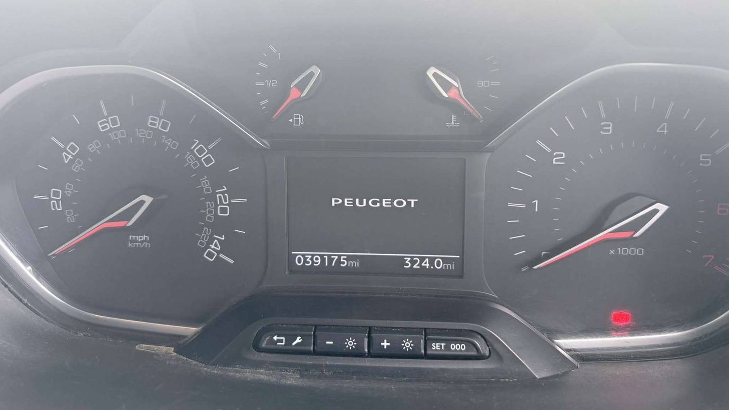 Used Peugeot Partner 2021 for sale - 77601130: Photo 19