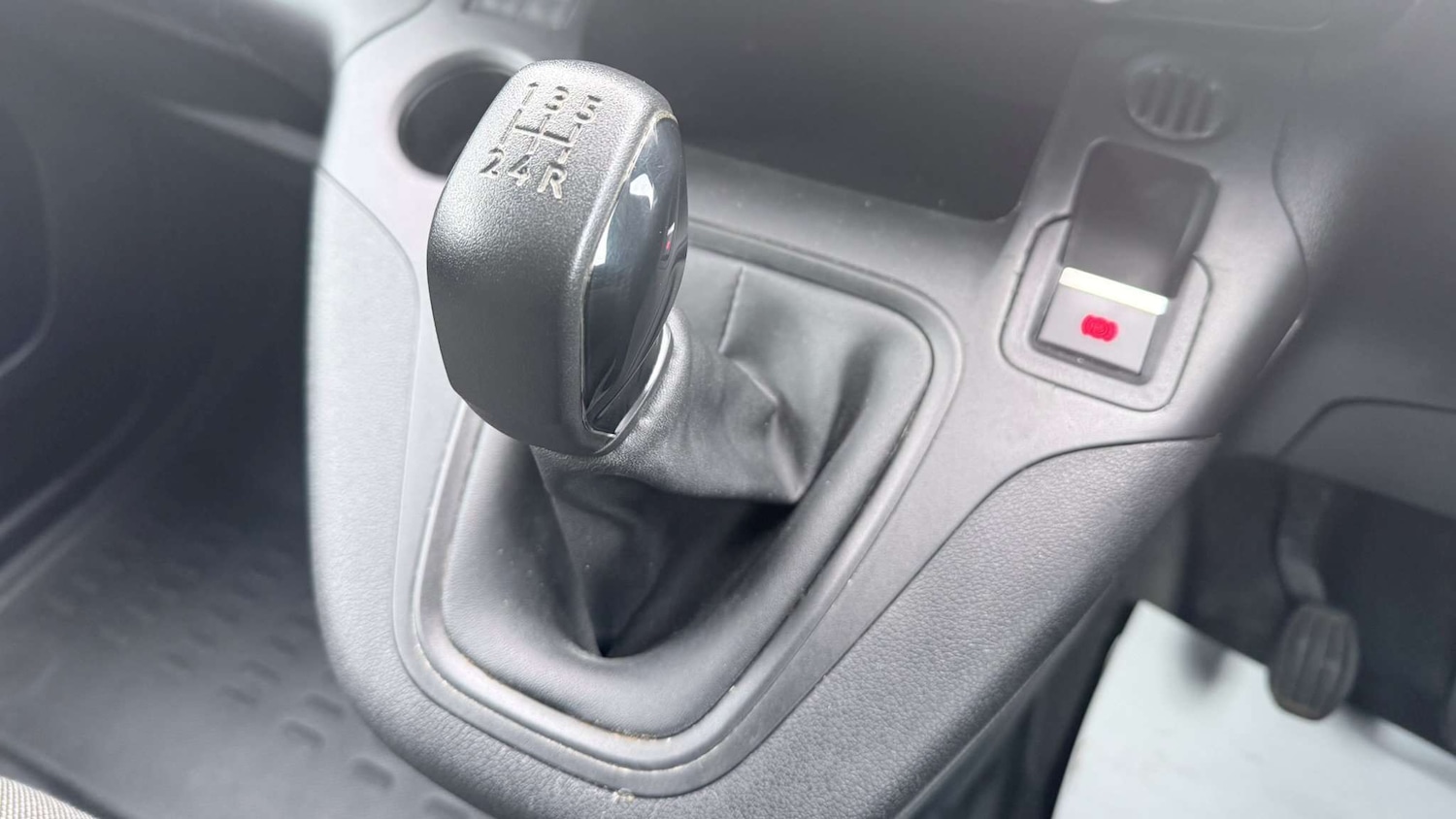 Used Peugeot Partner 2021 for sale - 77601130: Photo 30