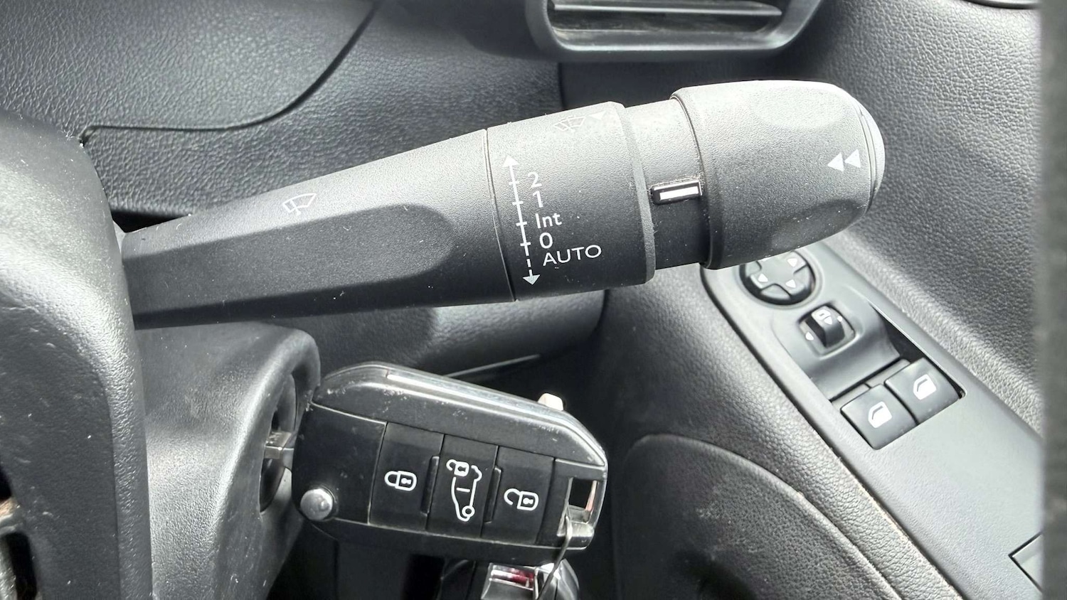 Used Peugeot Partner 2021 for sale - 77601130: Photo 32