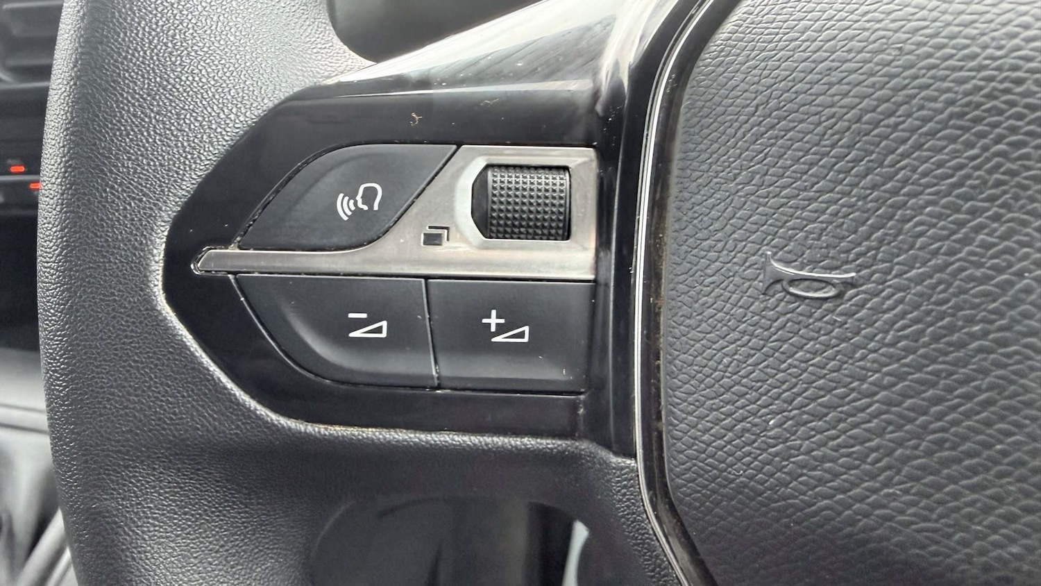 Used Peugeot Partner 2021 for sale - 77601130: Photo 33