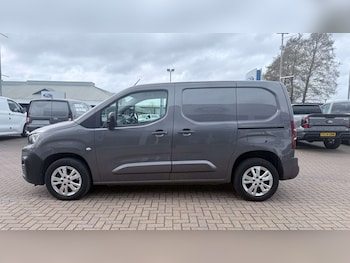 Used Peugeot Partner 2021 for sale - 77601130: Photo