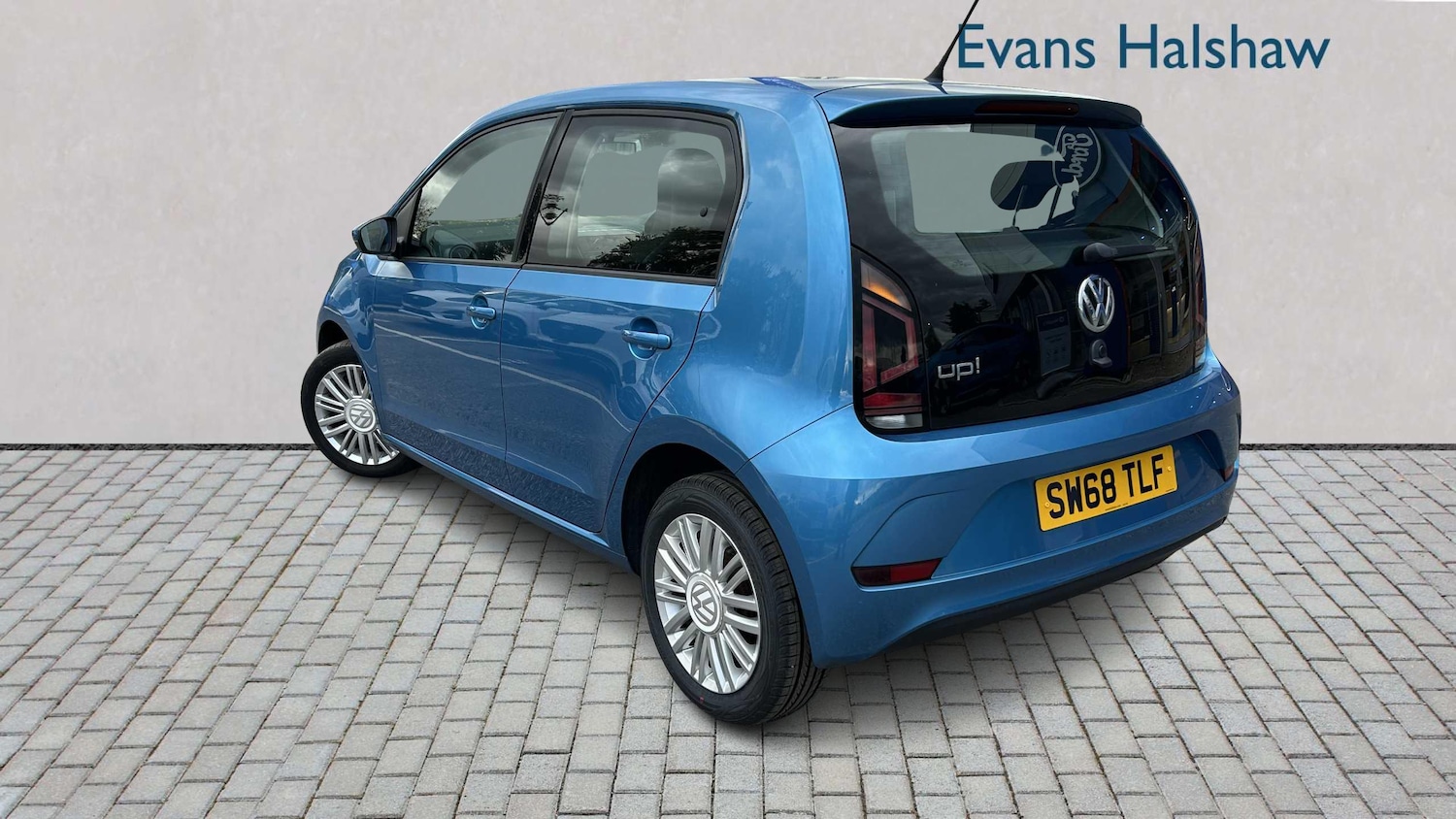 Used Volkswagen up! 2018 for sale - 76755261: Photo 2