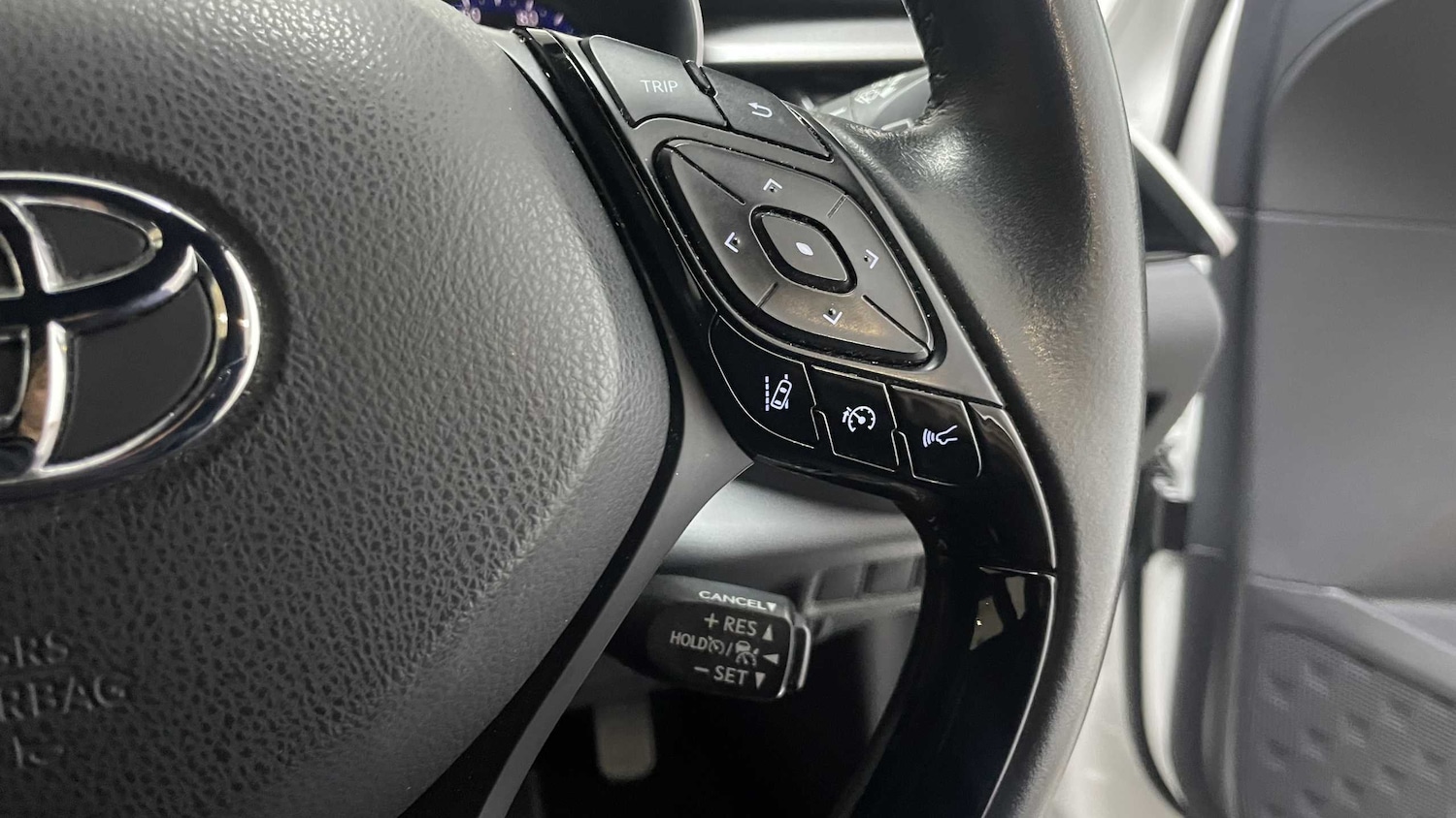 Used Toyota C-HR 2022 for sale - 75917949: Photo 19