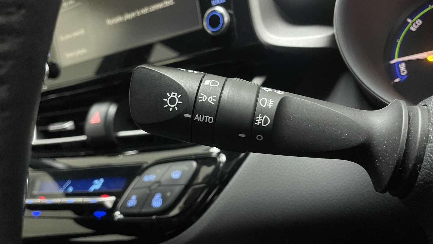 Used Toyota C-HR 2022 for sale - 75917949: Photo 22