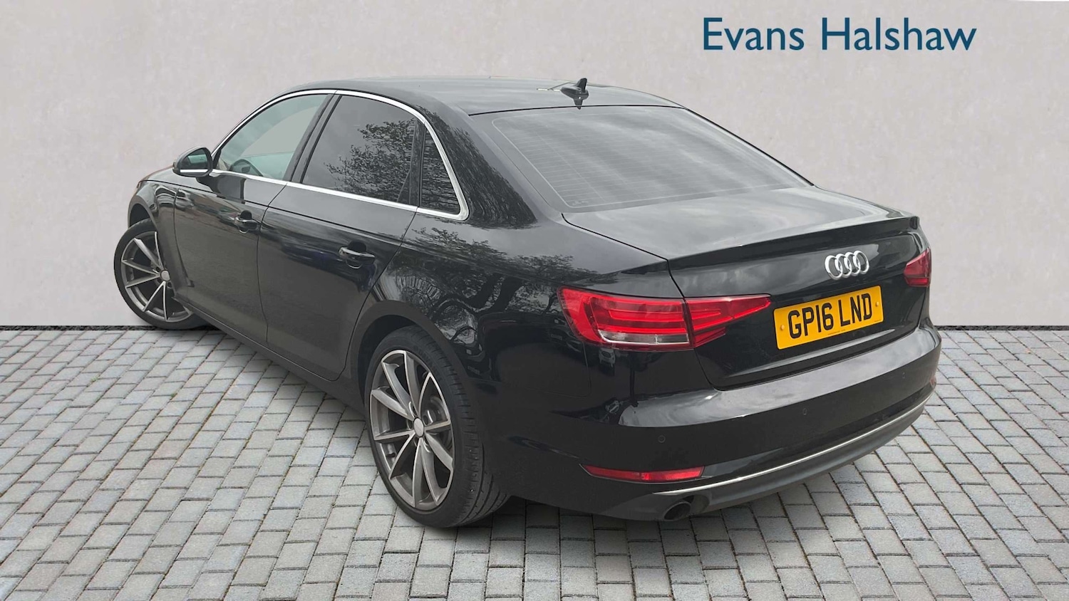 Used Audi A4 2016 for sale - 78188090: Photo 3