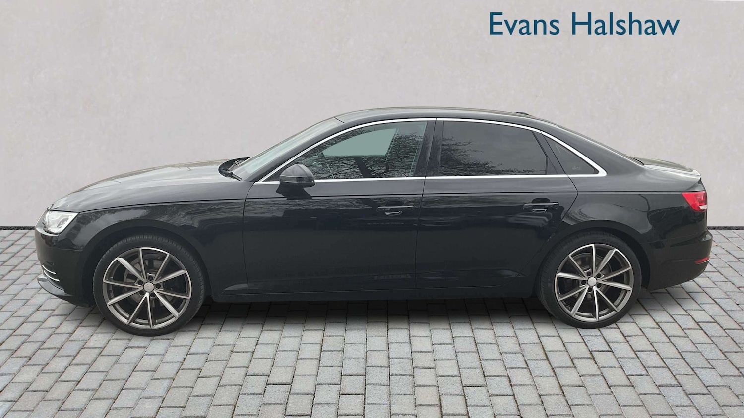 Used Audi A4 2016 for sale - 78188090: Photo 4