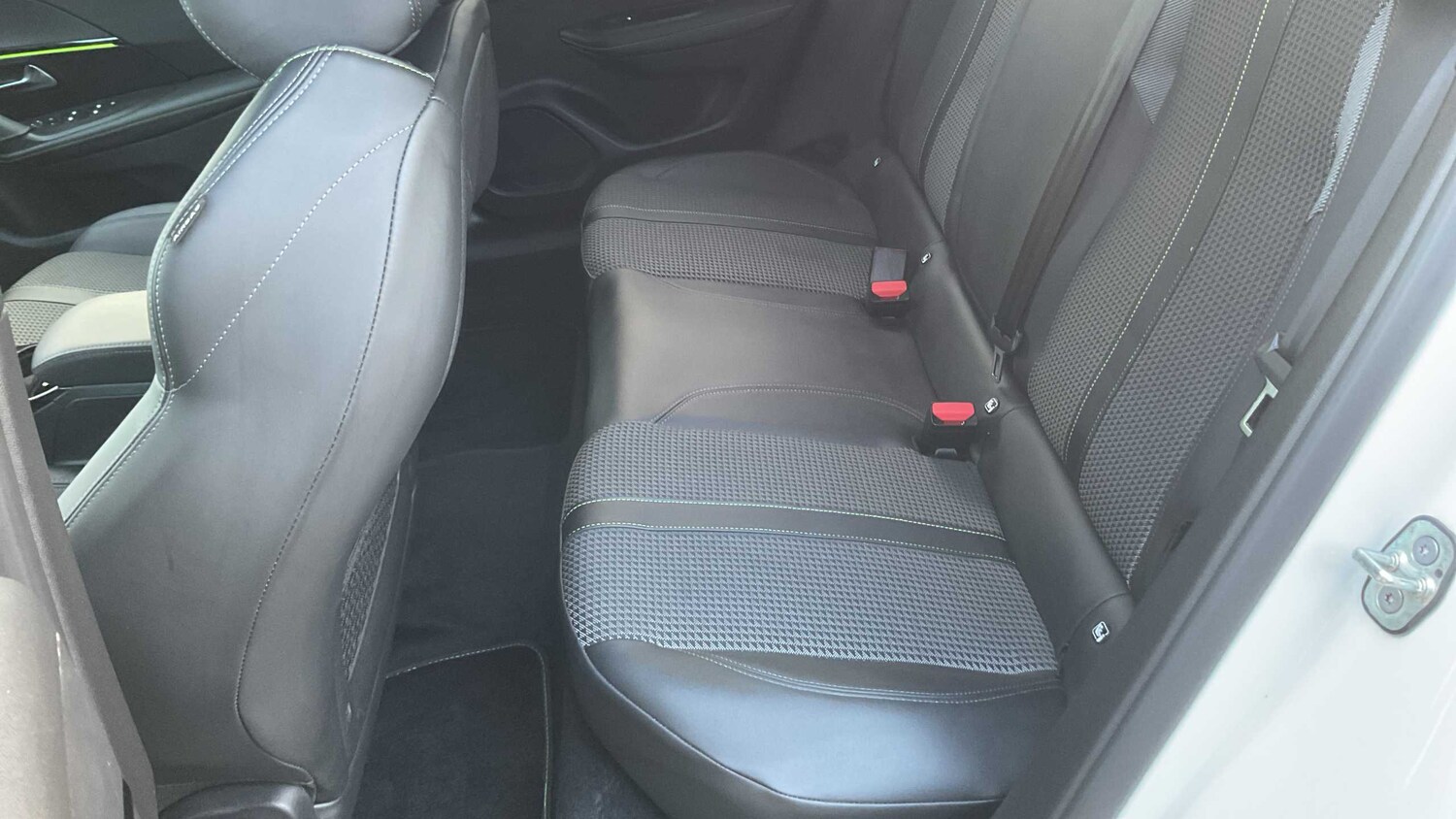 Used Peugeot 2008 2022 for sale - 77076560: Photo 17