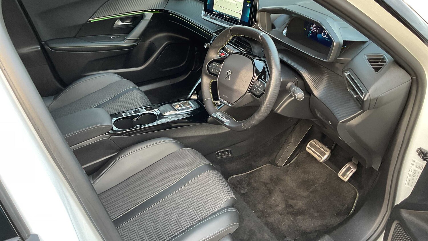Used Peugeot 2008 2022 for sale - 77076560: Photo 9