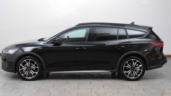 Used Ford Focus 2025 for sale - 75710938: Photo 5