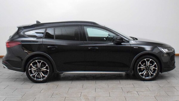 Used Ford Focus 2025 for sale - 75710938: Photo 8
