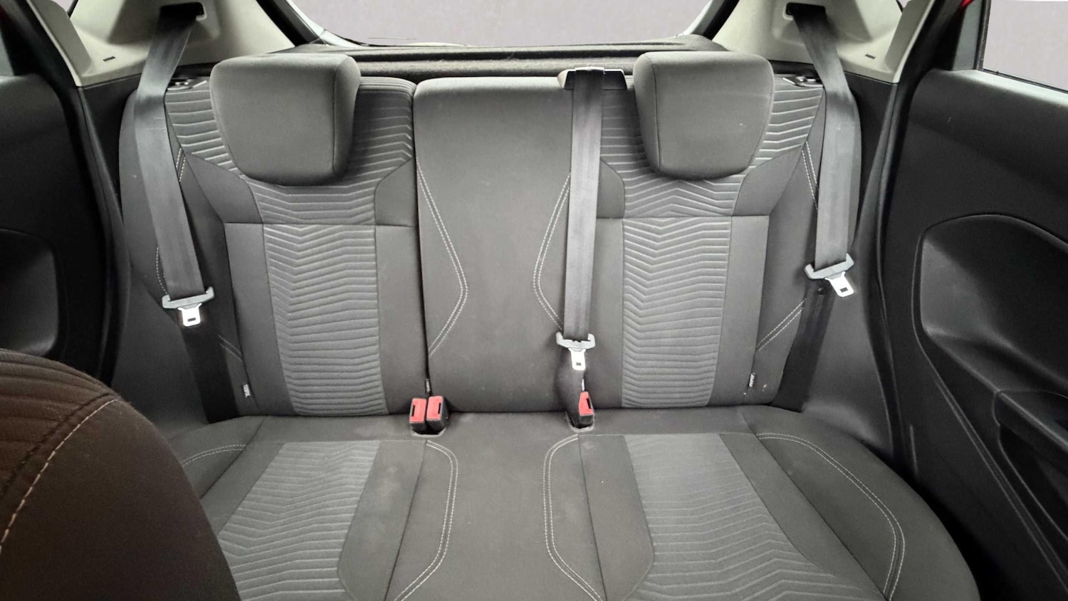 Used Ford Fiesta 2015 for sale - 76063429: Photo 14