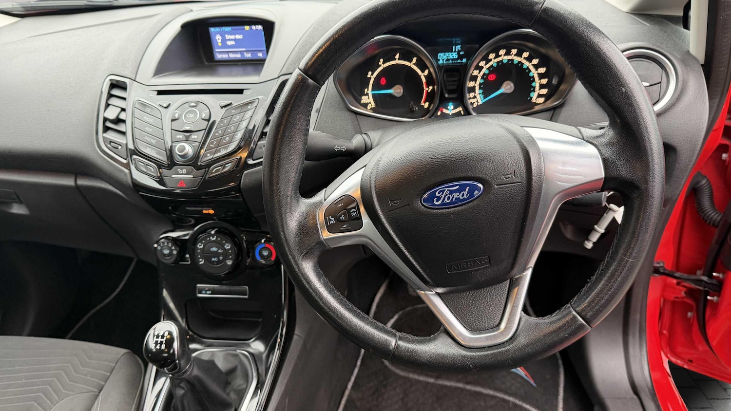 Used Ford Fiesta 2015 for sale - 76063429: Photo 16