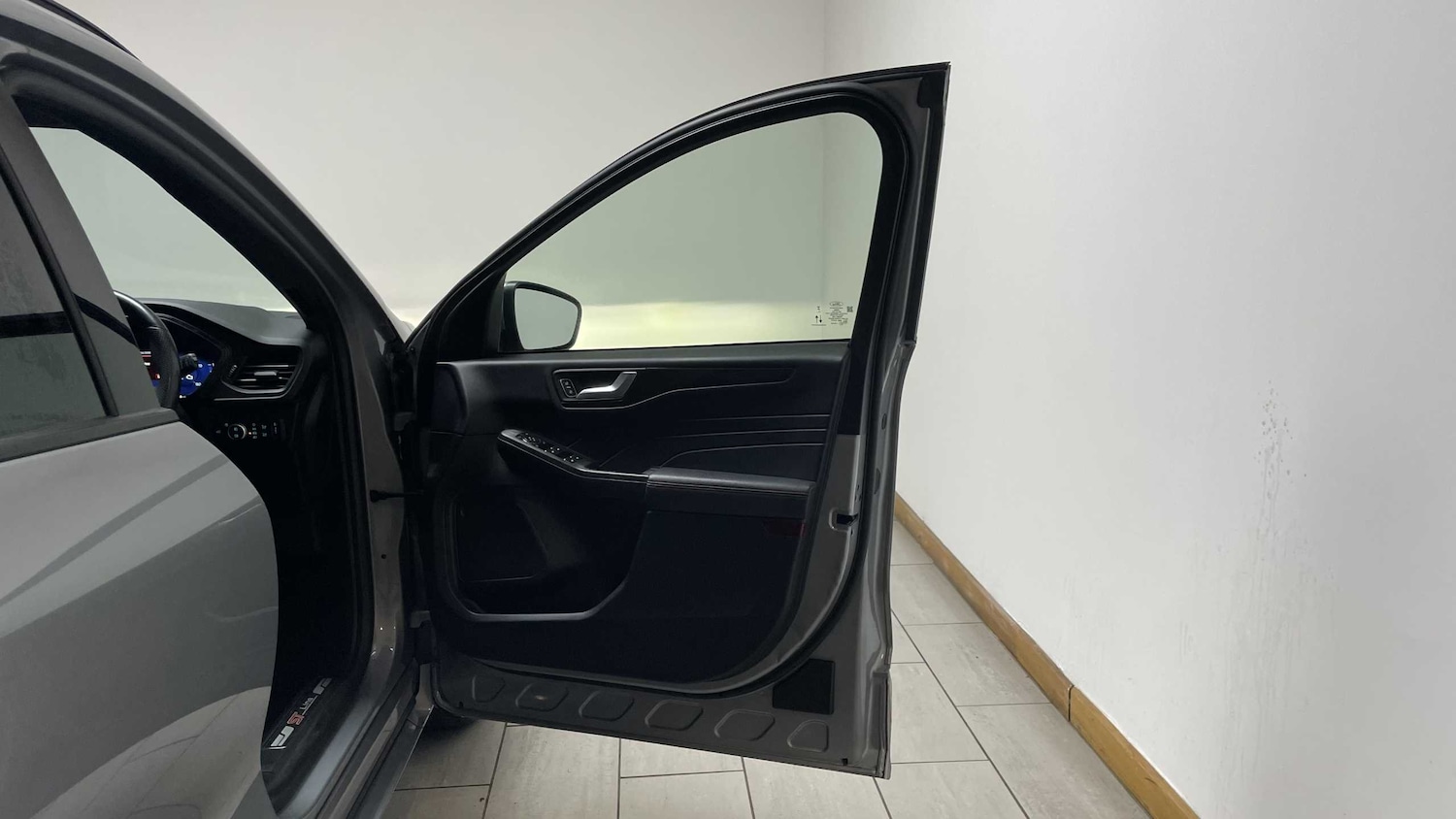 Used Ford Kuga 2022 for sale - 75903160: Photo 13