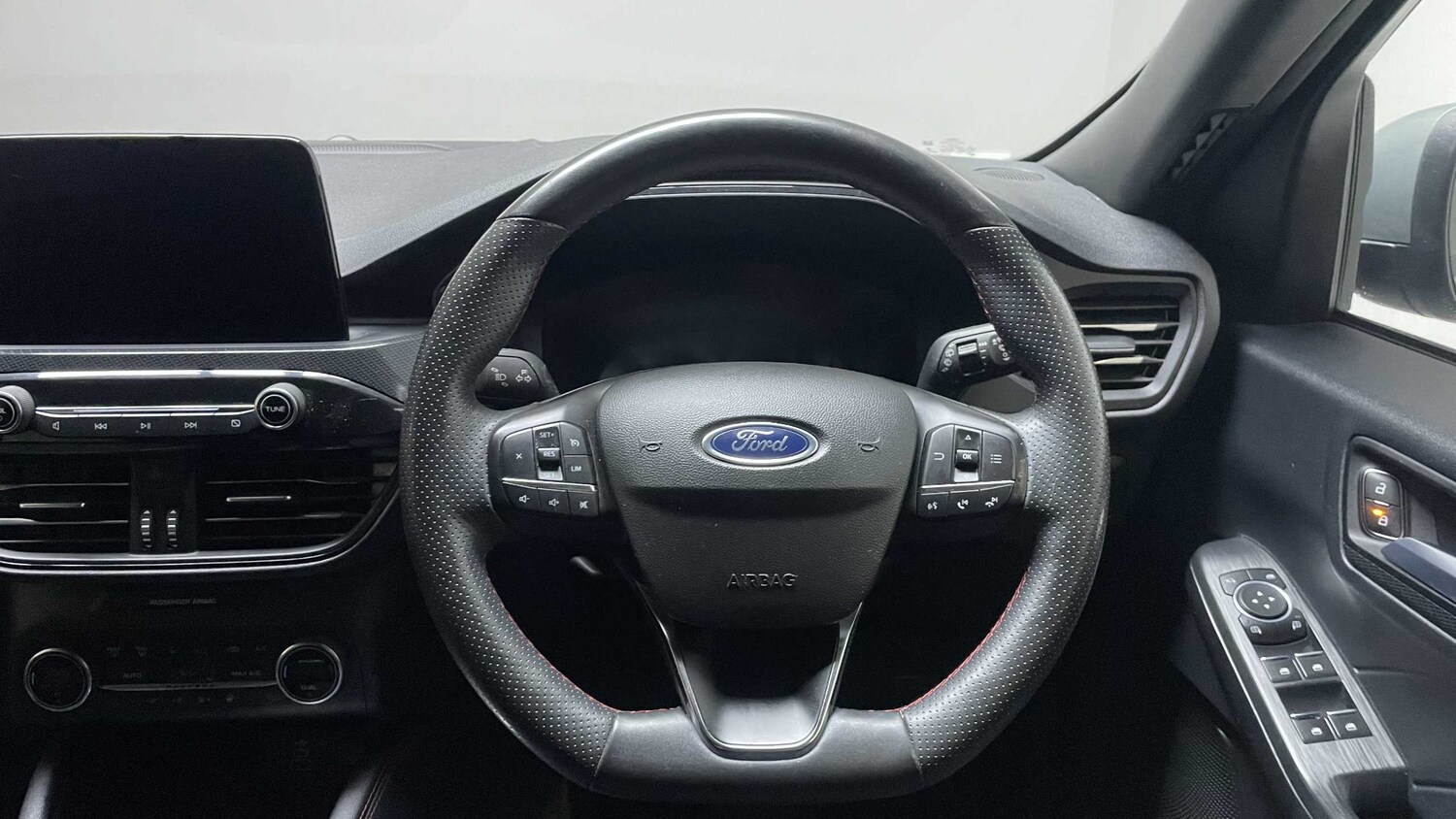 Used Ford Kuga 2022 for sale - 75903160: Photo 17