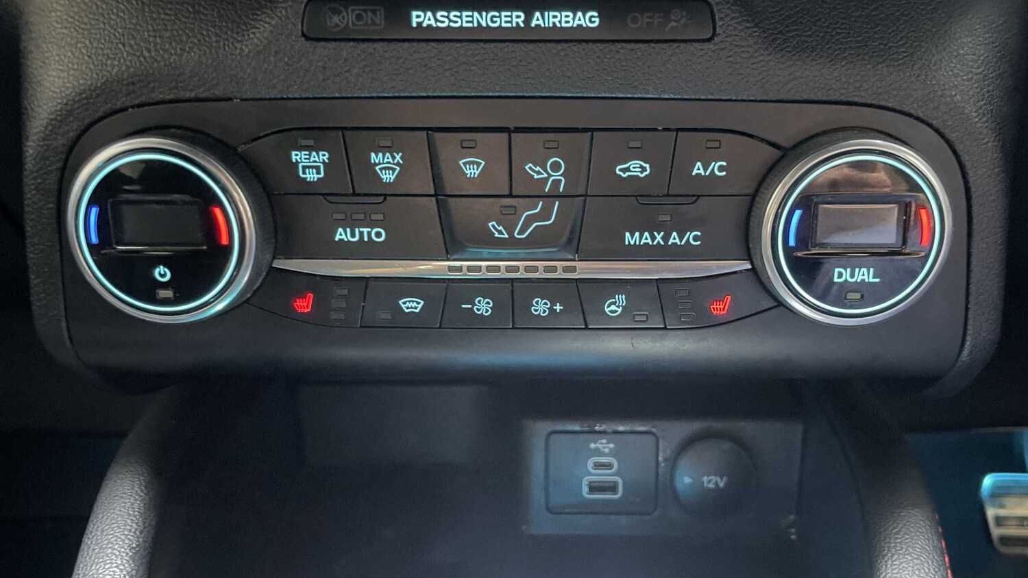 Used Ford Kuga 2022 for sale - 75903160: Photo 29