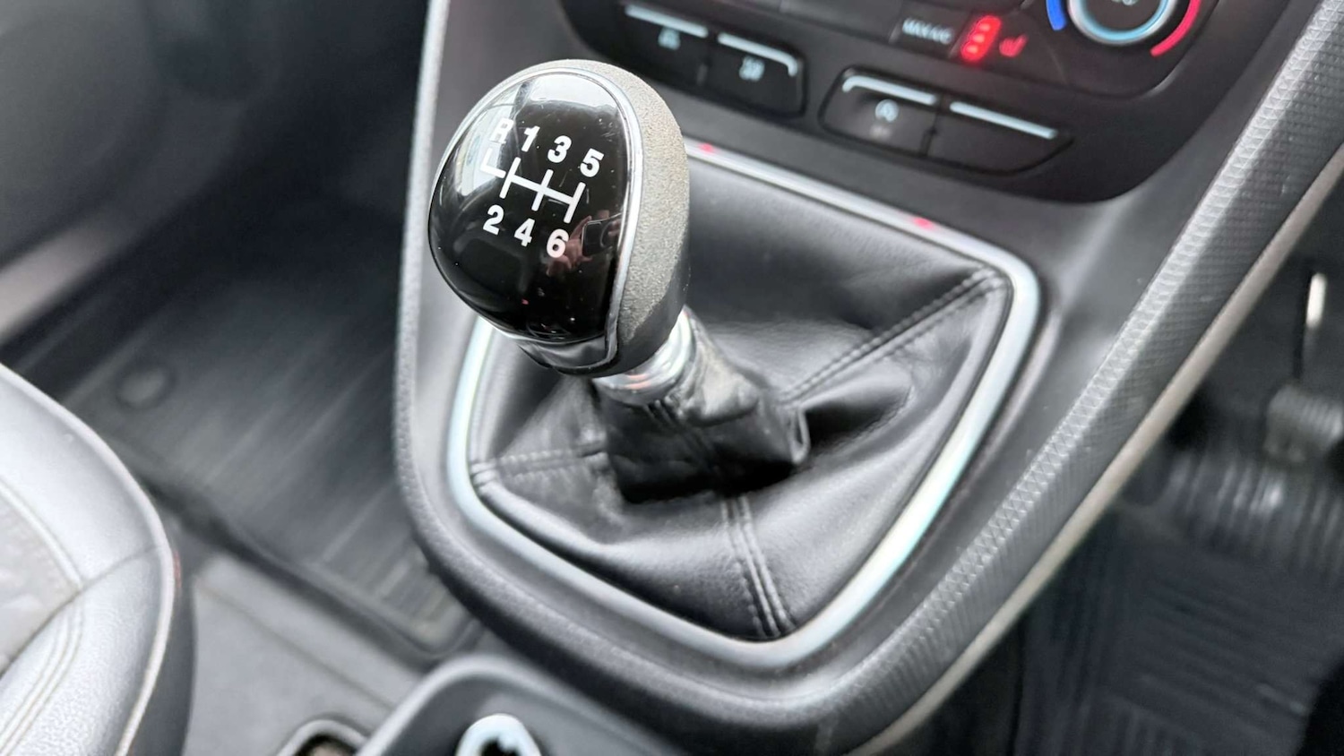 Used Ford Transit Connect 2020 for sale - 76967954: Photo 27