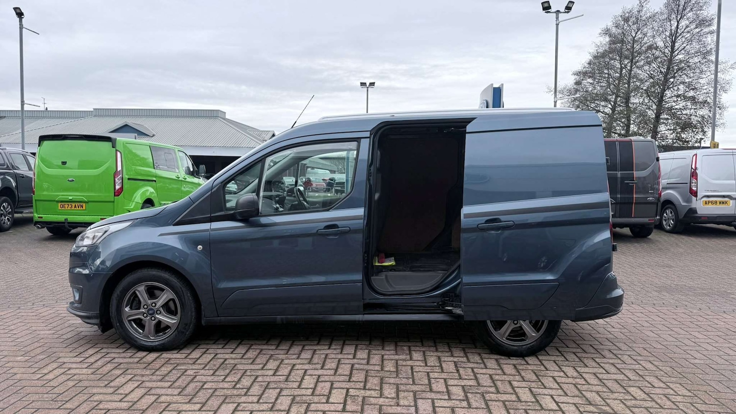 Used Ford Transit Connect 2020 for sale - 76967954: Photo 5