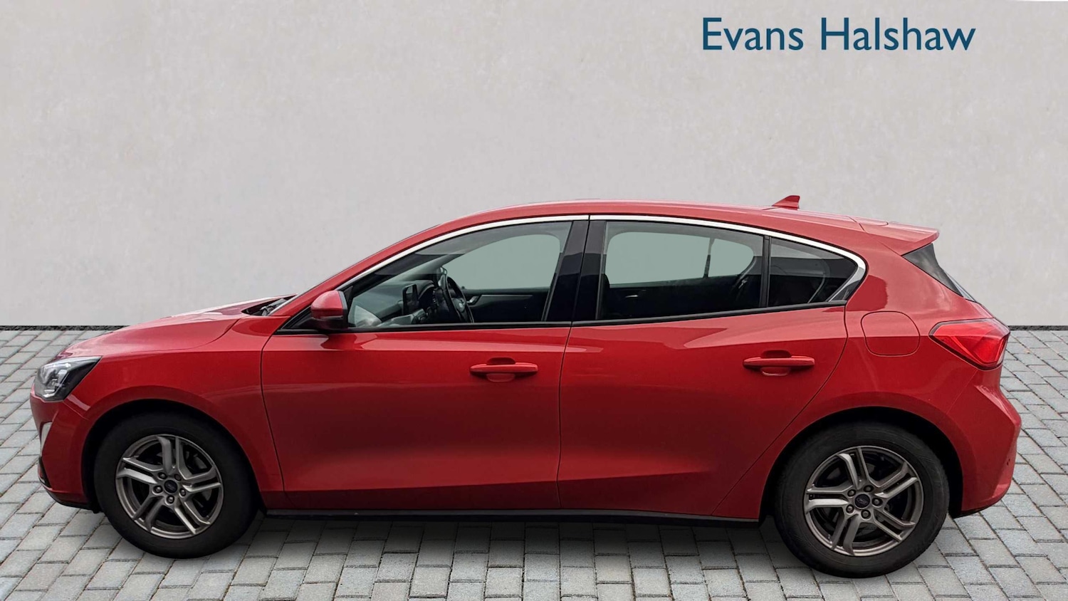 Used Ford Focus 2020 for sale - 76636768: Photo 3