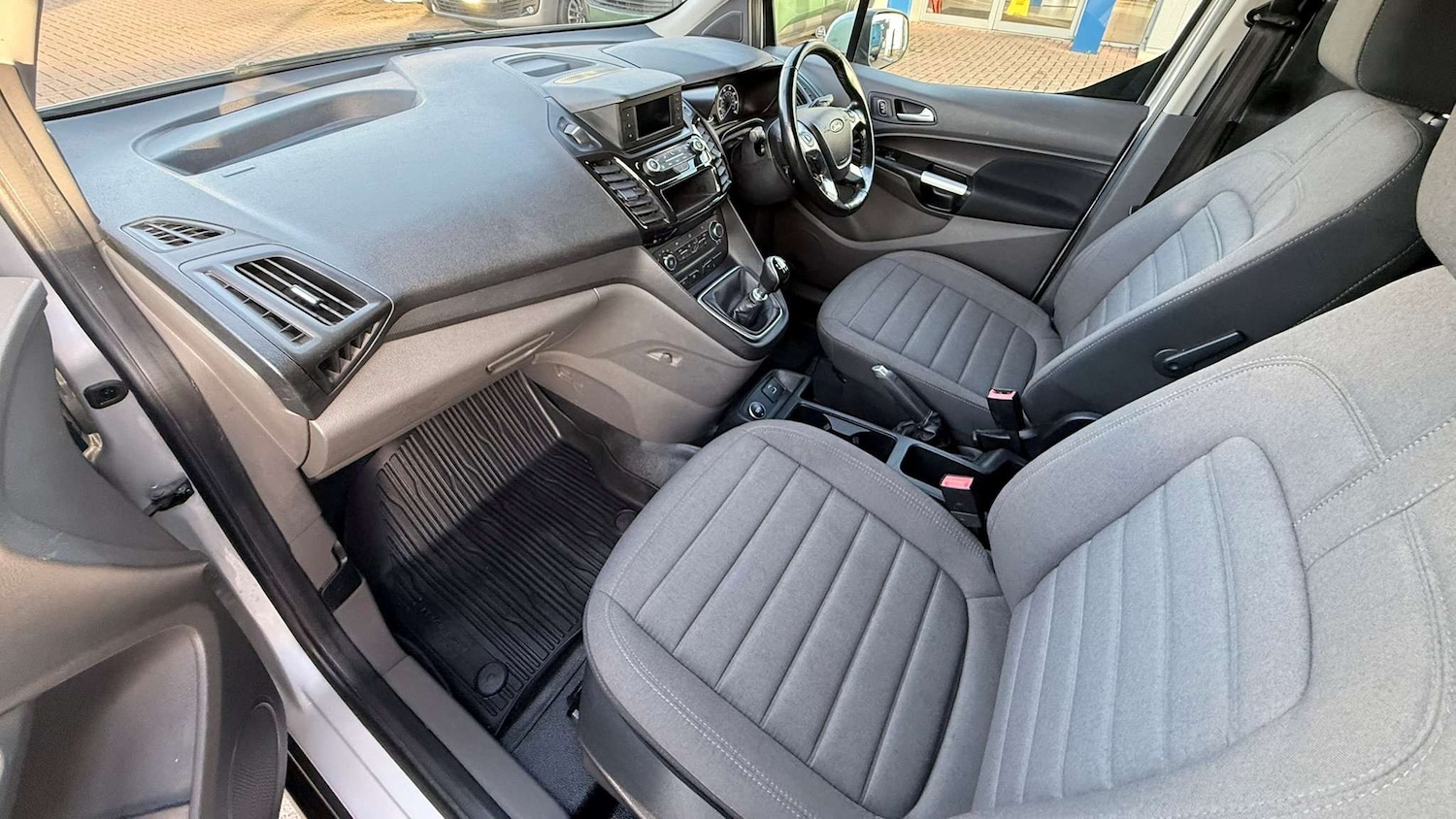 Used Ford Transit Connect 2019 for sale - 76902313: Photo 17