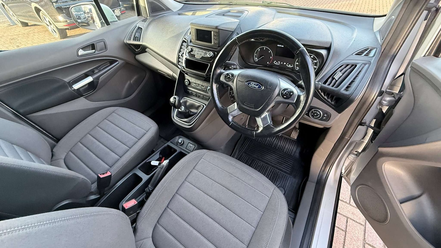 Used Ford Transit Connect 2019 for sale - 76902313: Photo 19