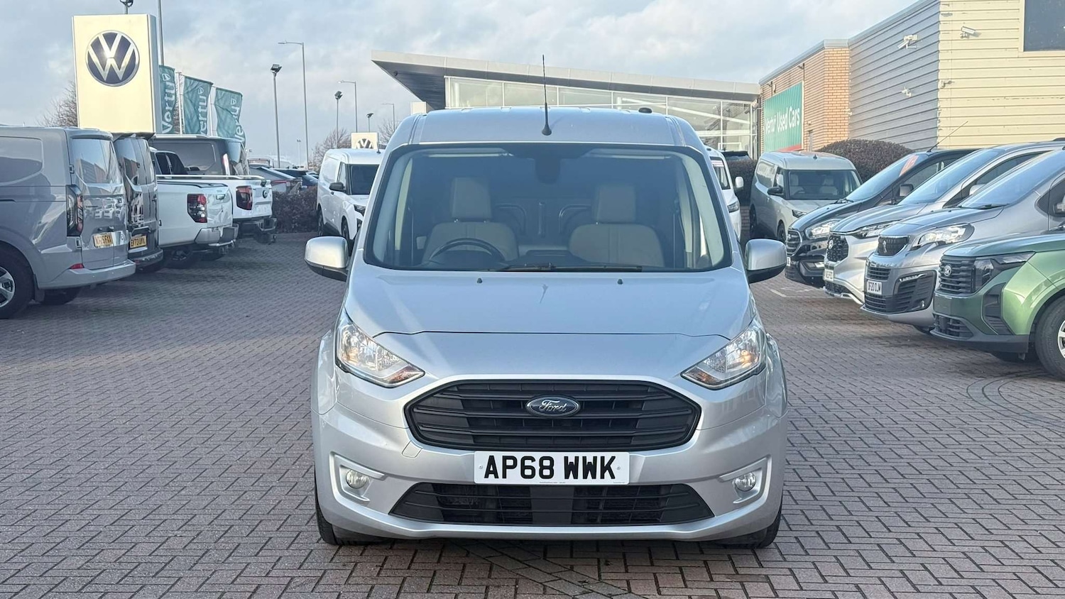 Used Ford Transit Connect 2019 for sale - 76902313: Photo 2