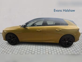 Used Vauxhall Astra 2023 for sale - 79770664: Photo
