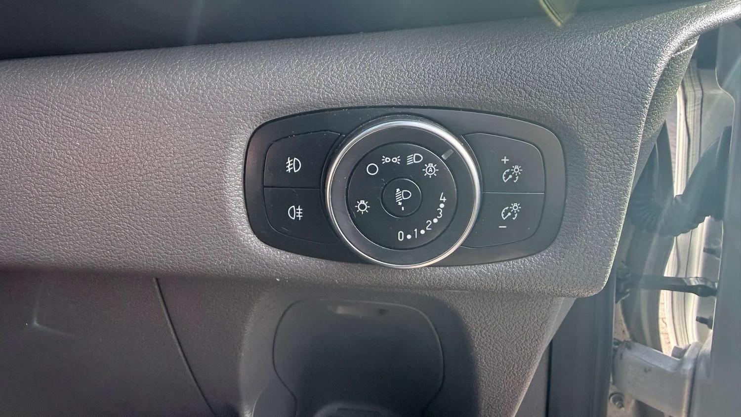 Used Ford Transit Custom 2022 for sale - 78052246: Photo 21