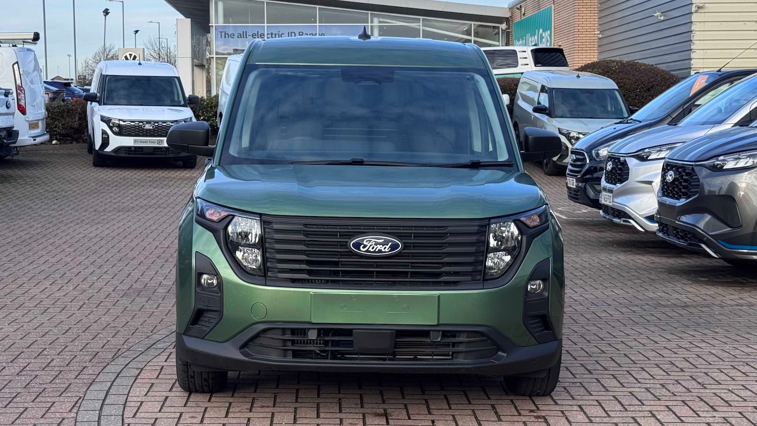 Used Ford Transit Courier for sale - 76842952: Photo 2