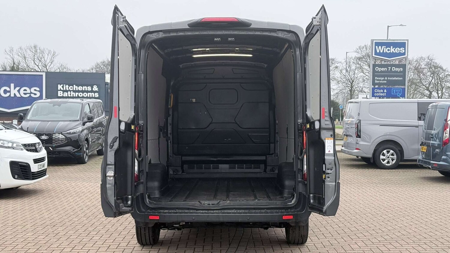 Used Ford Transit 2024 for sale - 77429255: Photo 10