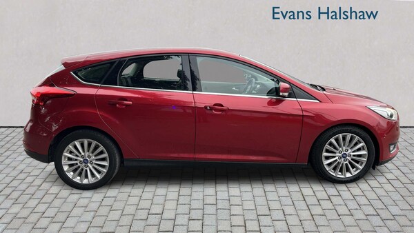 Used Ford Focus 2015 for sale - 76286344: Photo 3