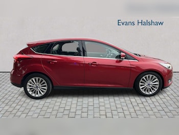 Used Ford Focus 2015 for sale - 76286344: Photo 3