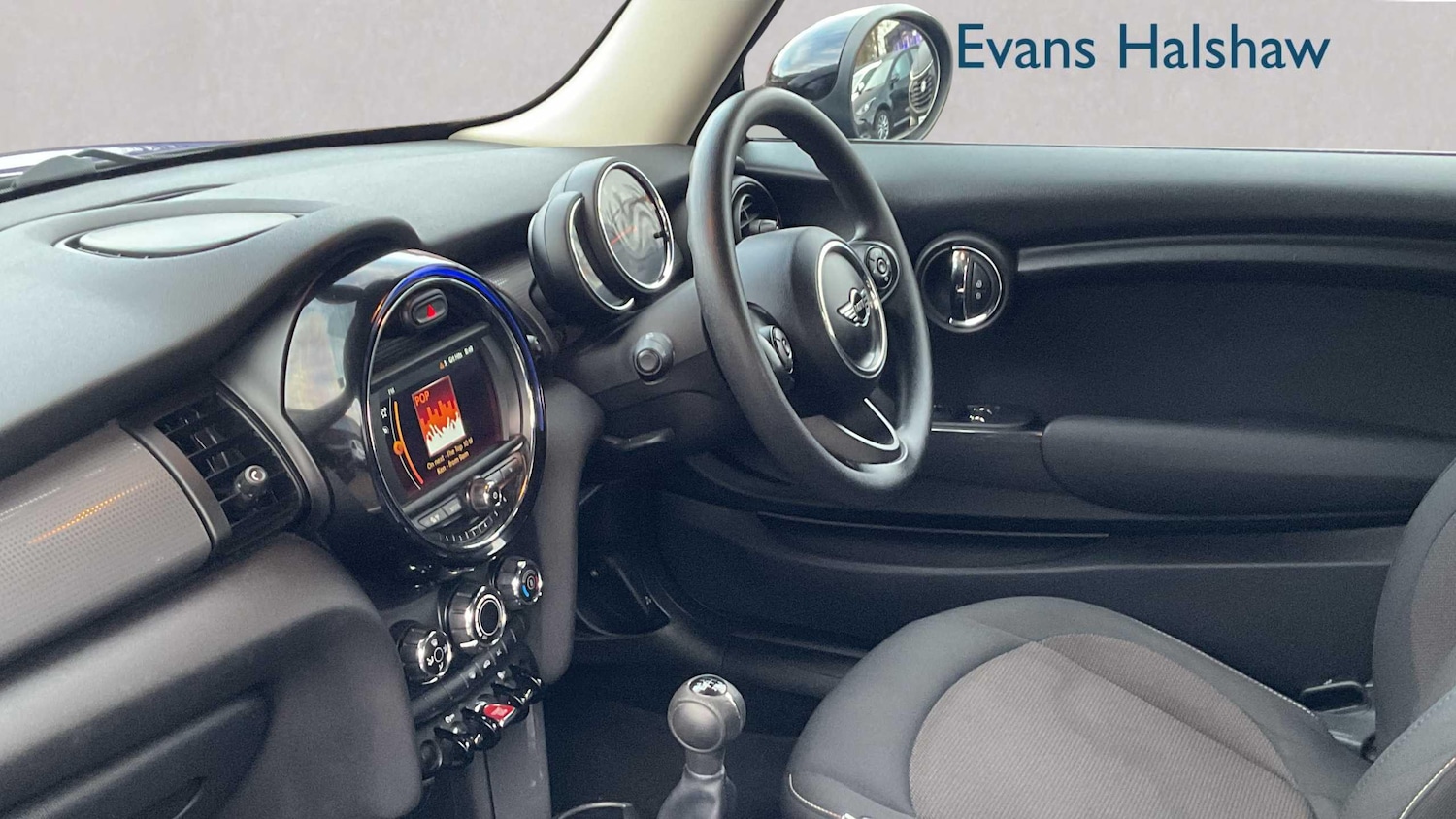 Used MINI Hatch 2018 for sale - 76732318: Photo 15