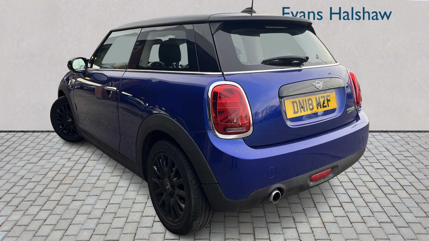 Used MINI Hatch 2018 for sale - 76732318: Photo 3