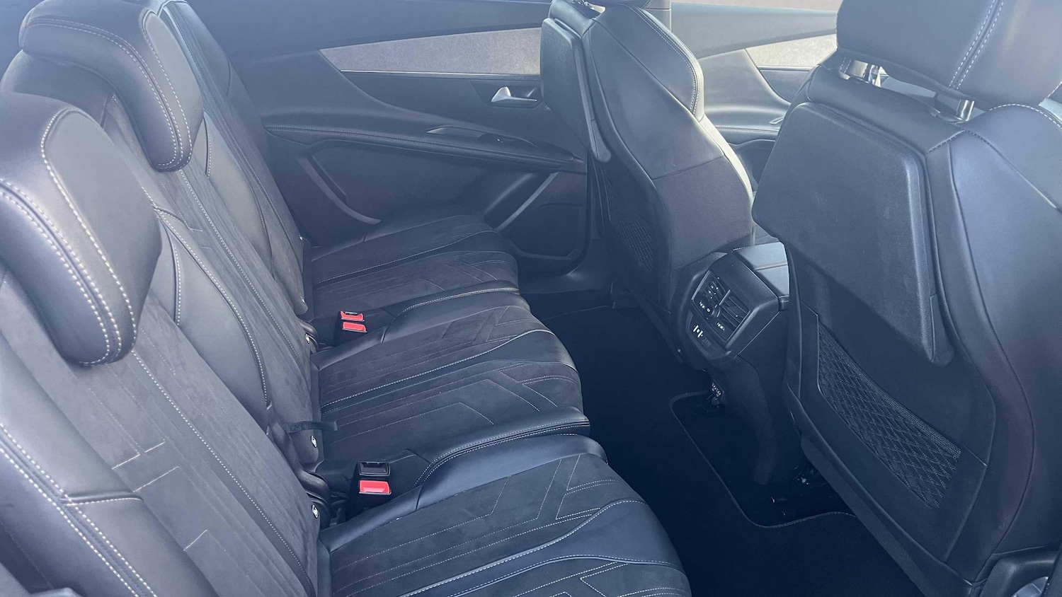 Used Peugeot 5008 2022 for sale - 77164430: Photo 15