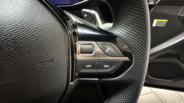 Used Peugeot 2008 2023 for sale - 75661349: Photo 17