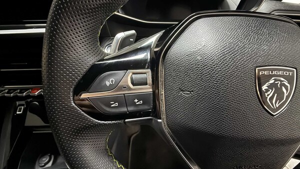 Used Peugeot 2008 2023 for sale - 75661349: Photo 18