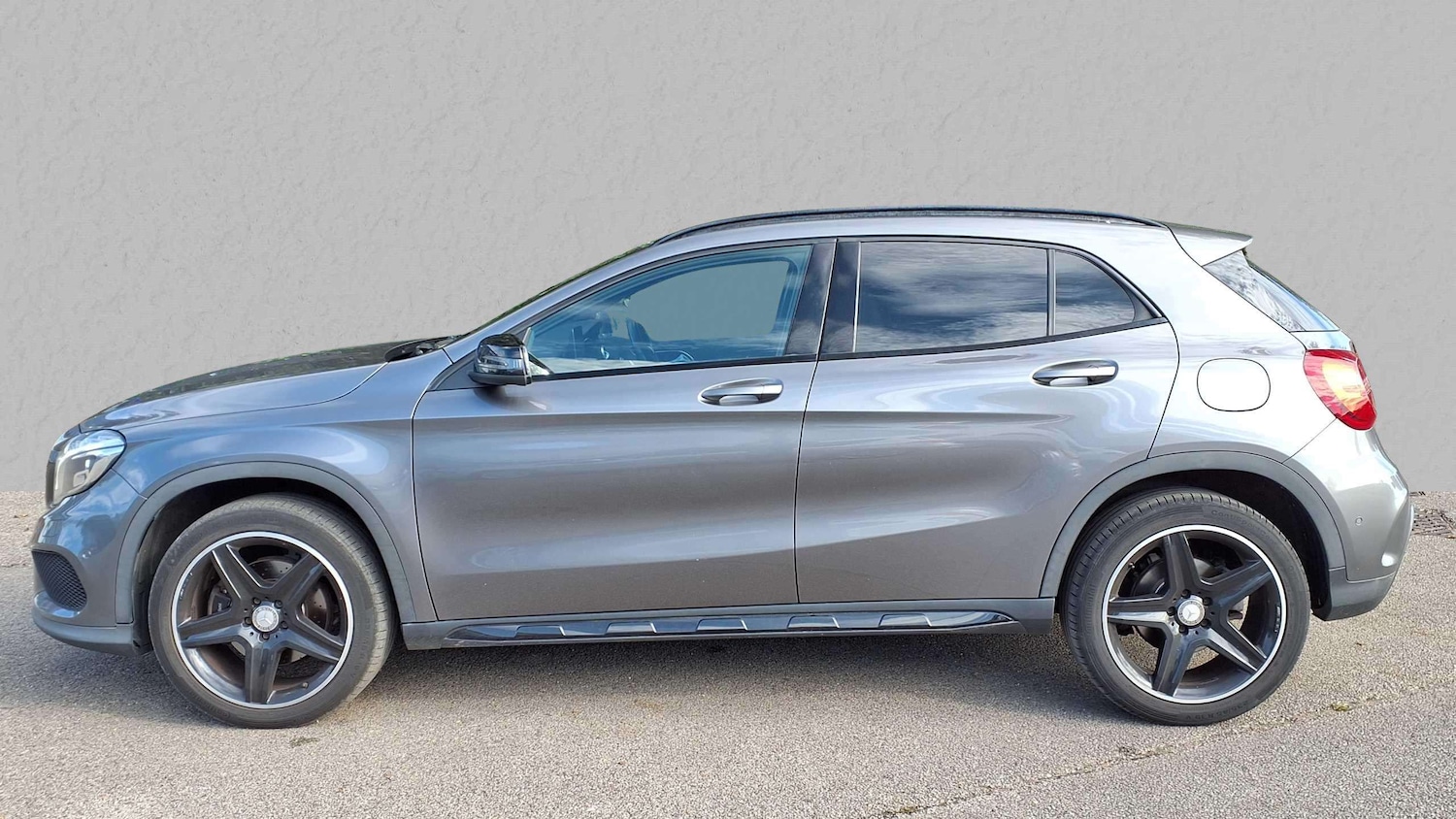 Used Mercedes-Benz GLA 2017 for sale - 76125823: Photo 5