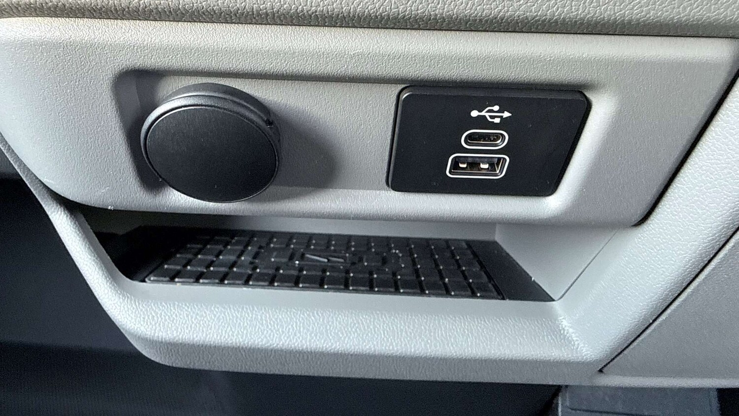 Used Ford Transit Custom for sale - 77661209: Photo 31