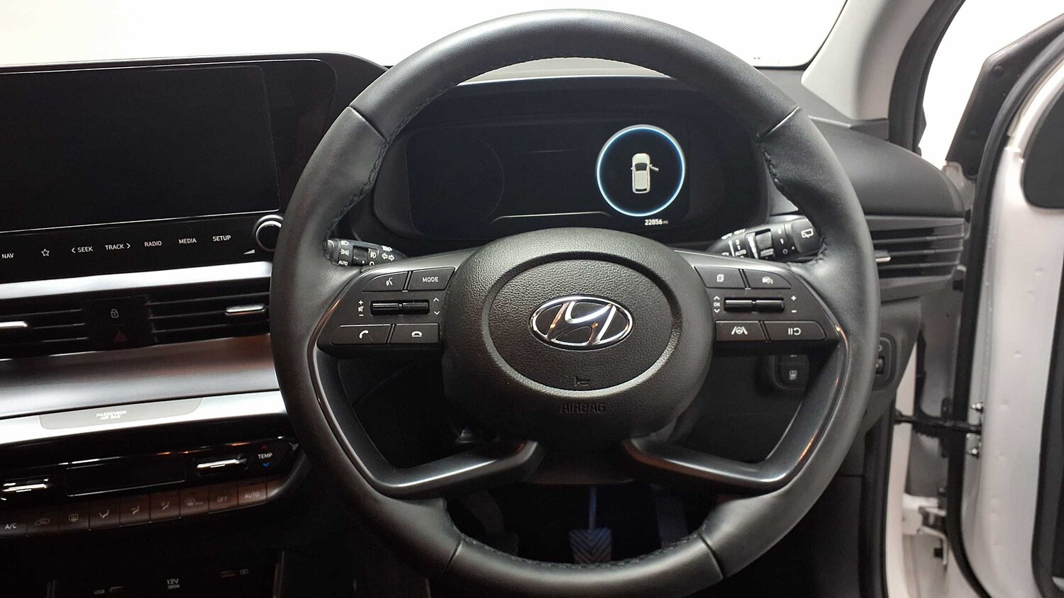 Used Hyundai i20 2023 for sale - 77842385: Photo 16