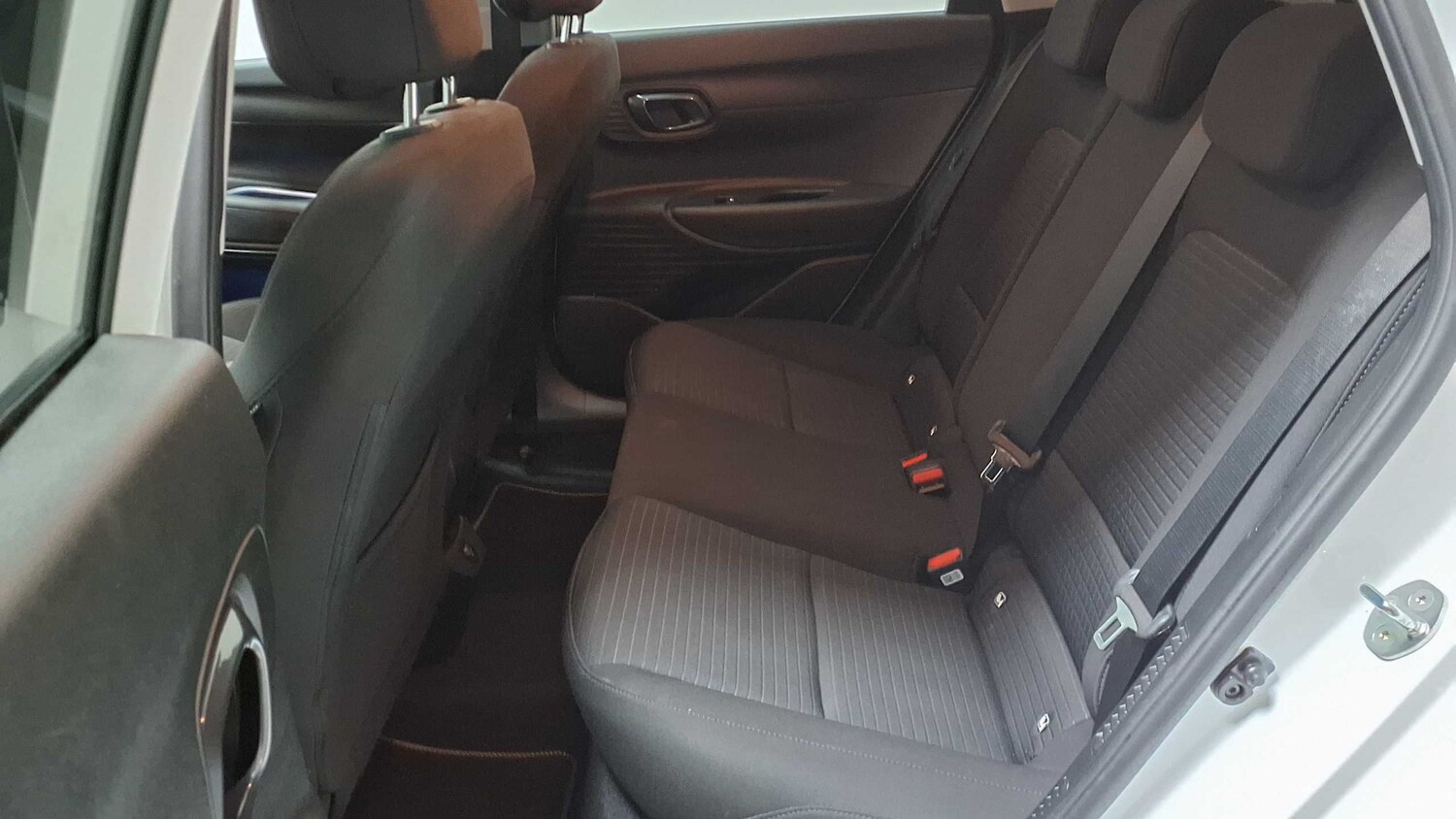 Used Hyundai i20 2023 for sale - 77842385: Photo 32