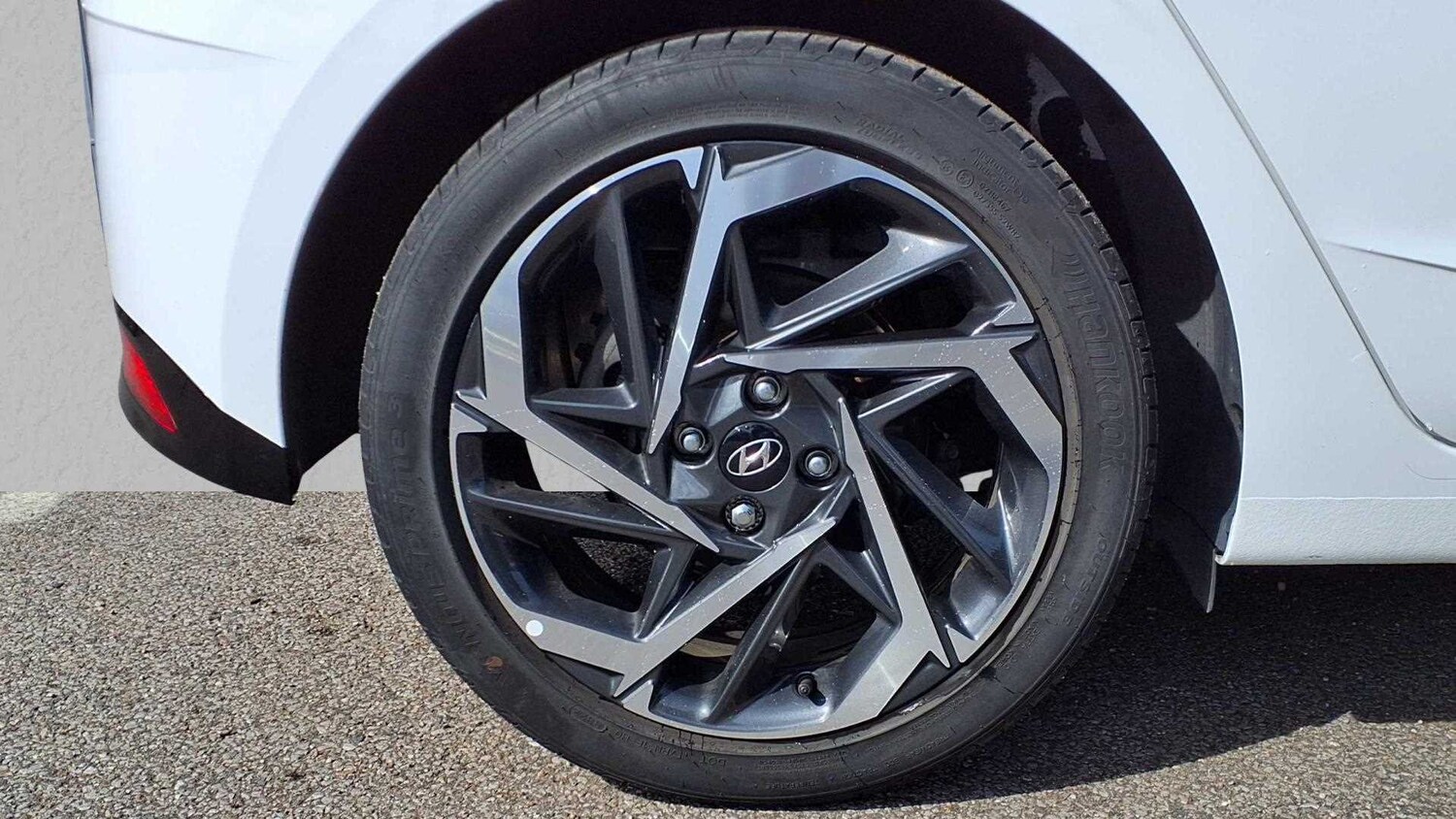 Used Hyundai i20 2023 for sale - 77842385: Photo 8