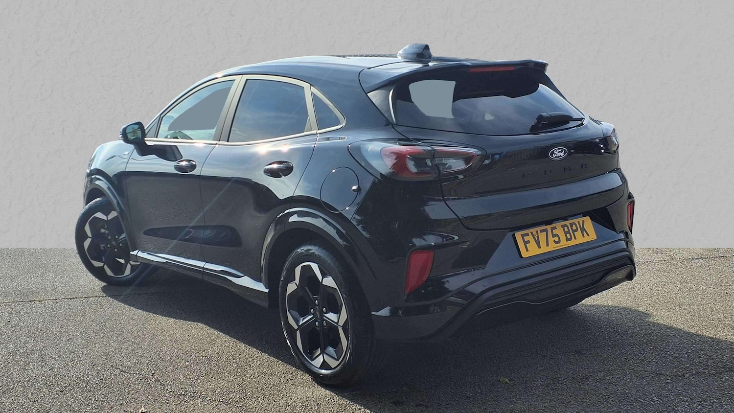 Used Ford Puma 2025 for sale - 76916133: Photo 2