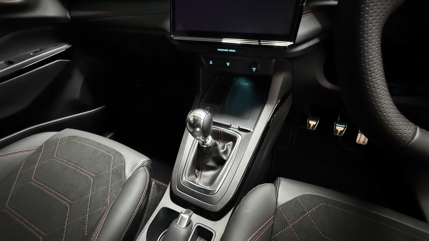 Used Ford Puma 2025 for sale - 76916133: Photo 28