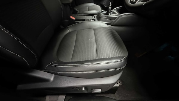 Used Ford Kuga 2022 for sale - 75626095: Photo 16