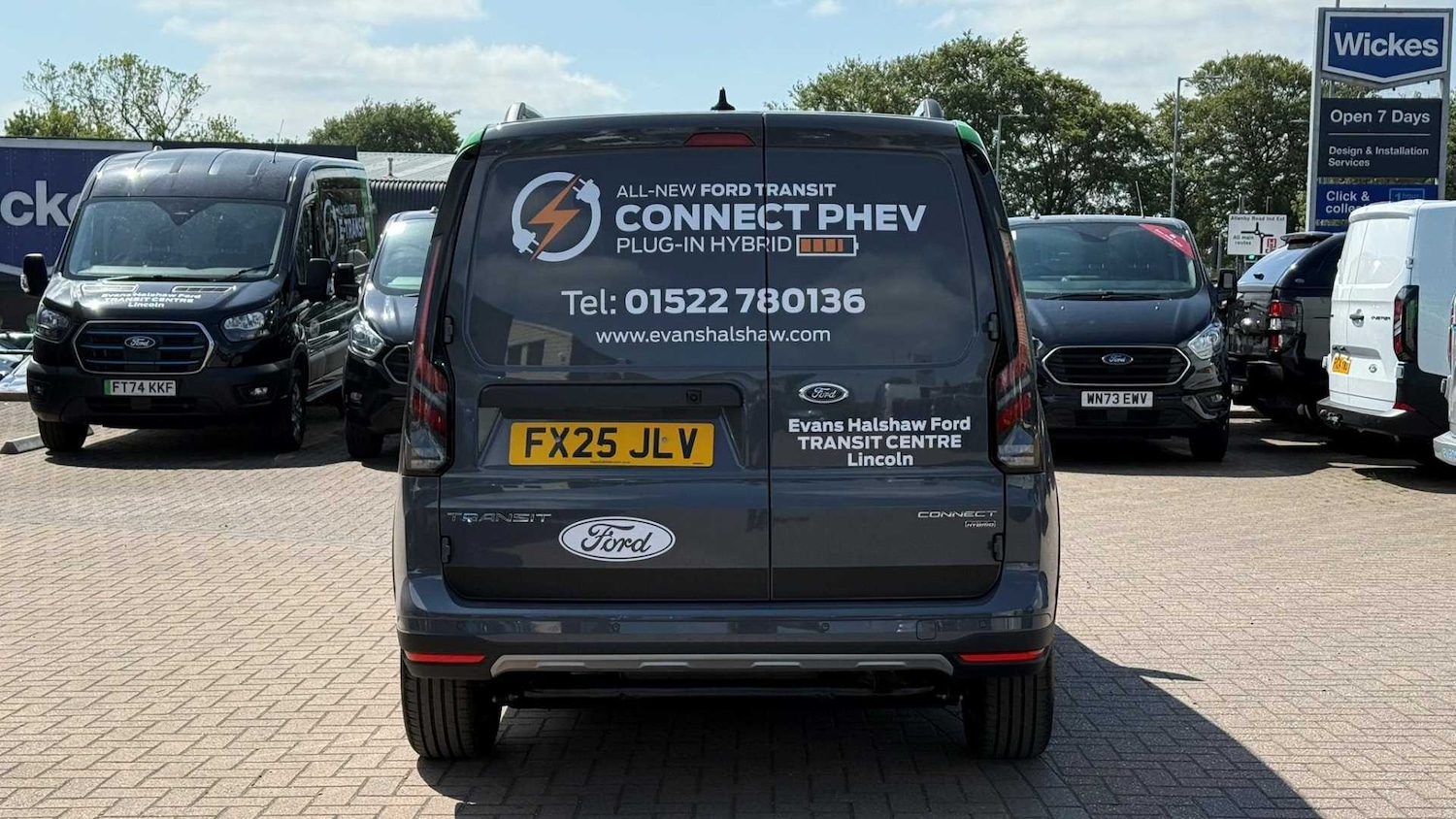 Used Ford Transit Connect 2025 for sale - 76063425: Photo 9