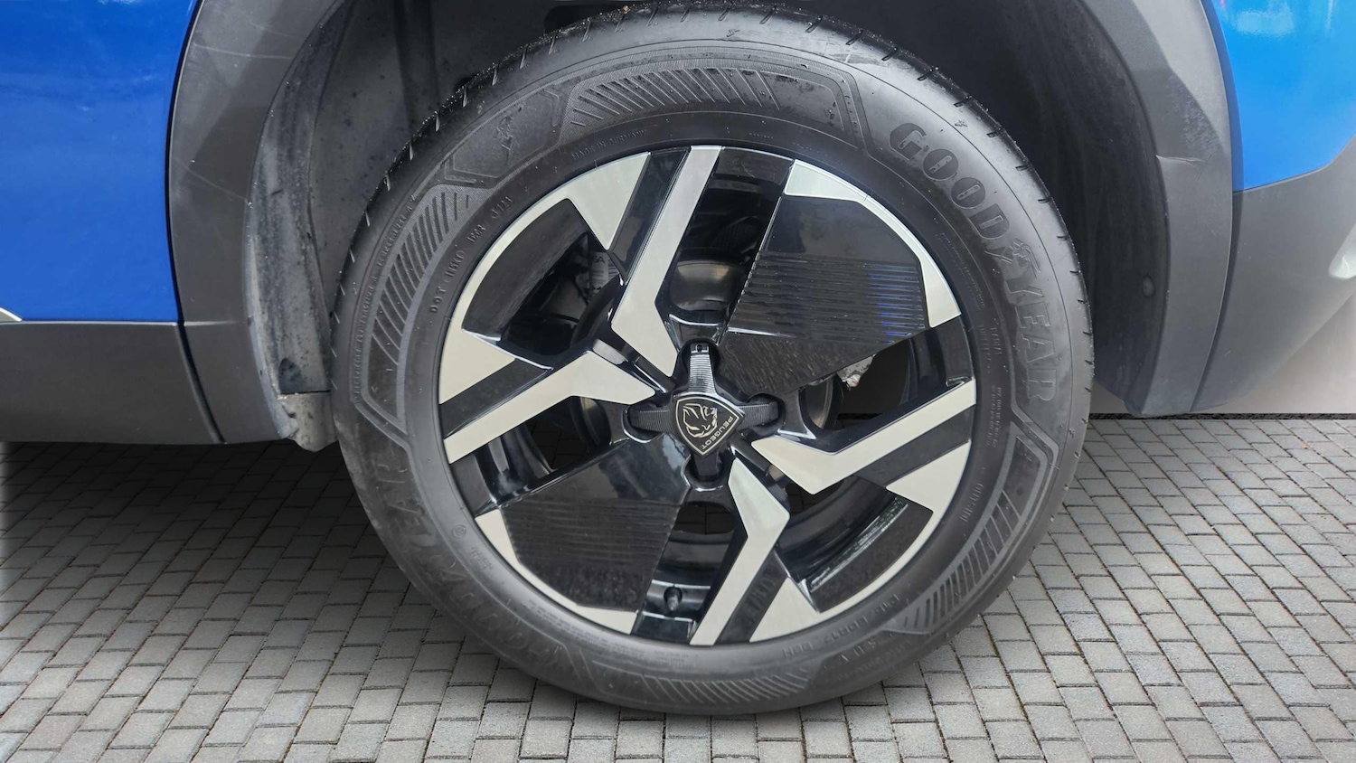 Used Peugeot 2008 2023 for sale - 76339664: Photo 9